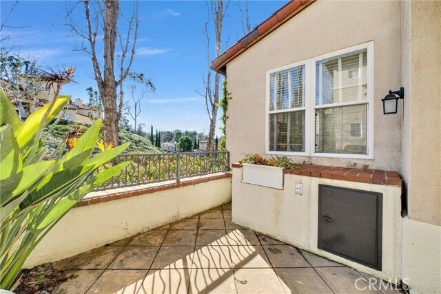 Building Photo - 6 Celano Ct