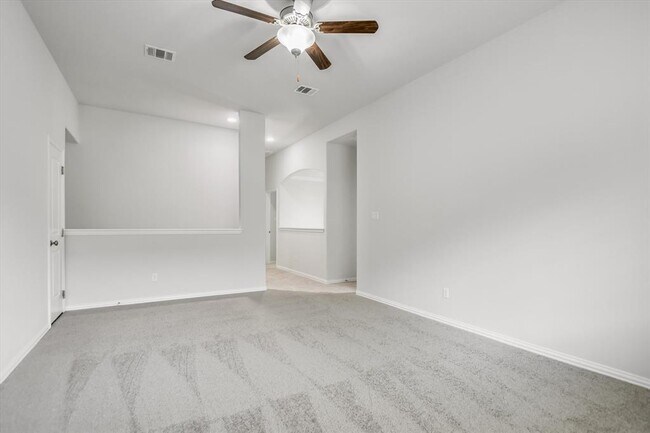 Building Photo - 3741 Bainbridge St