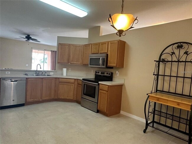 Building Photo - 2761 Shady Ave