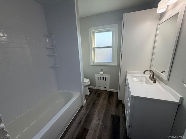 Building Photo - 1924 Commonwealth Ave