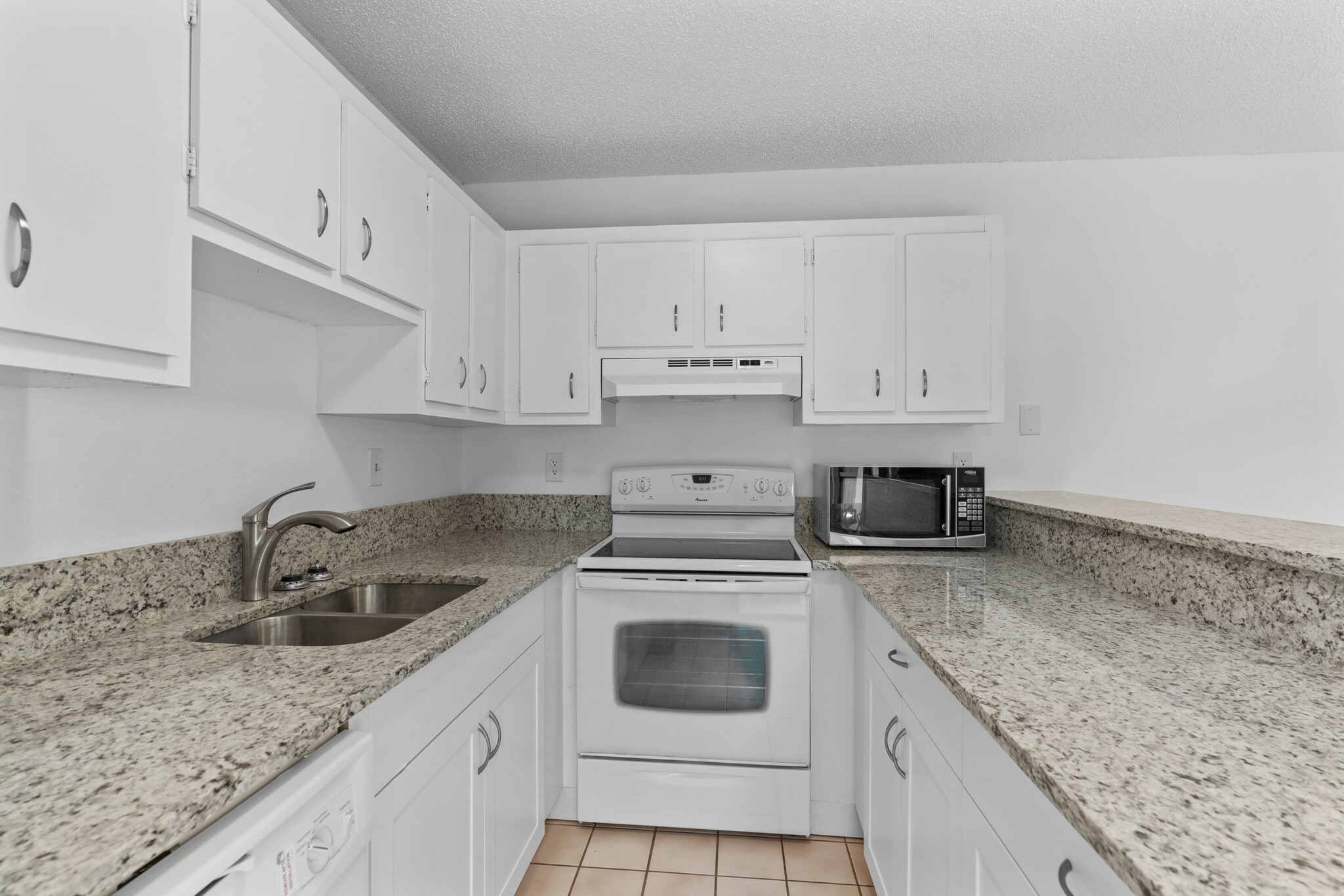 Building Photo - 226 Alemeda Dr