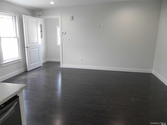 Building Photo - 3 Bryant Ave