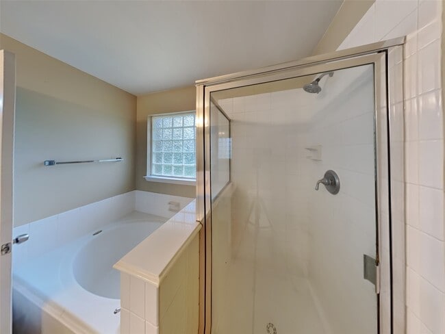 Building Photo - 3434 Falcon Trail Ct