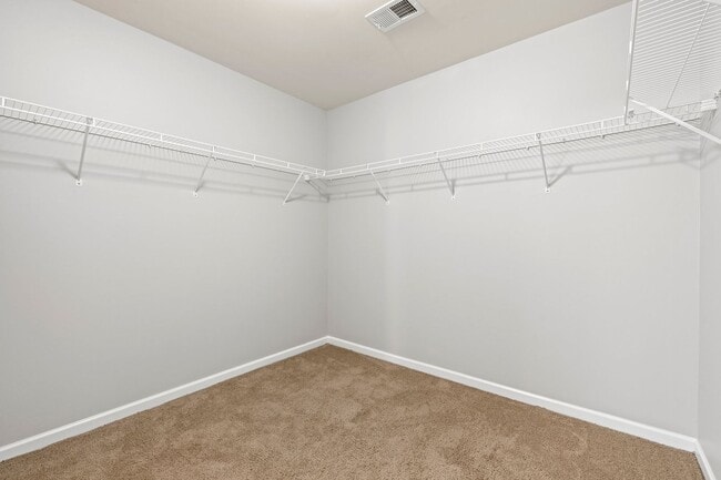 Building Photo - 200 Willow Grv Wy