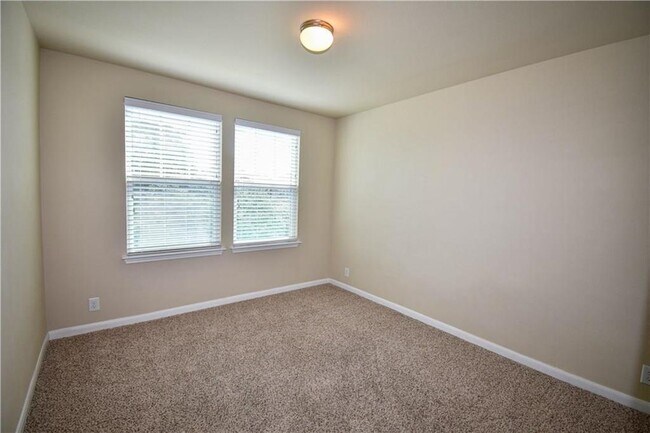 Building Photo - 8548 White Ibis Dr