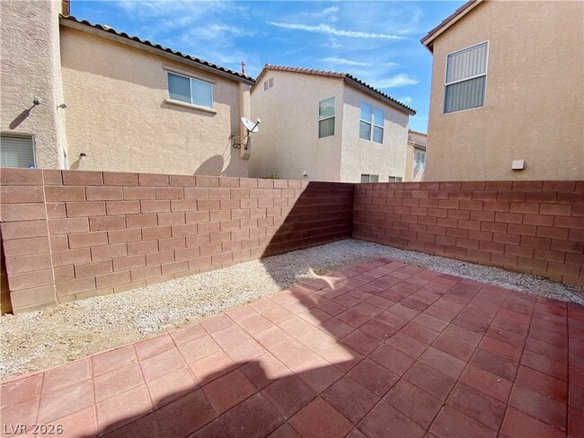 Building Photo - 6158 Dutch Windmill Ave