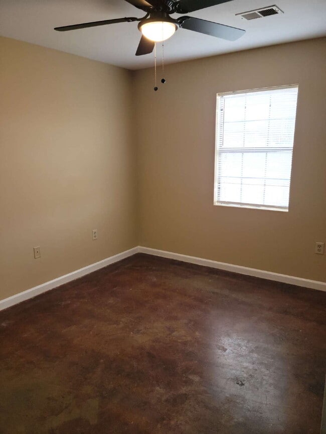 Building Photo - Cozy 2-Bedroom Gem in Bono, AR - Perfect Space with 1 Bath!