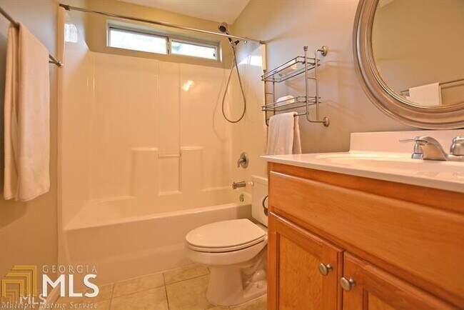 Building Photo - 239 Turnbridge Cir