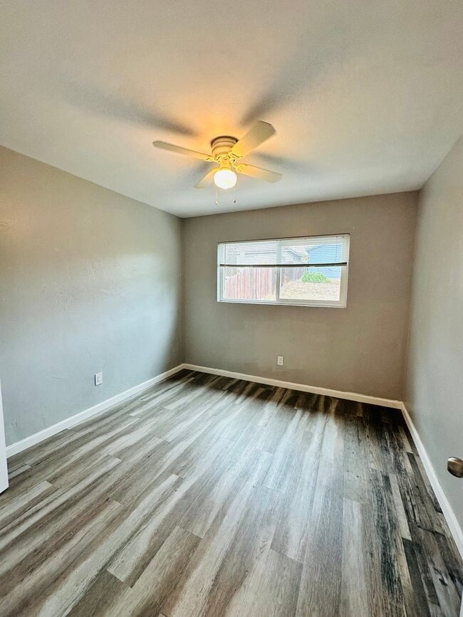 Building Photo - Apartment for rent in La Mesa!