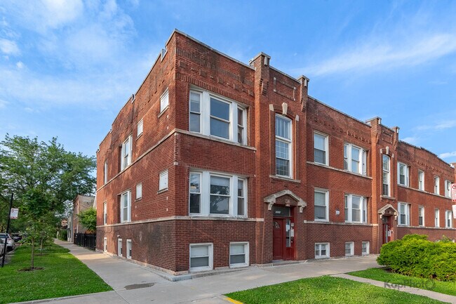 Primary Photo - 3601 W Le Moyne St