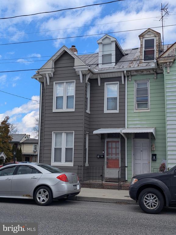 Building Photo - 9 E Simpson St