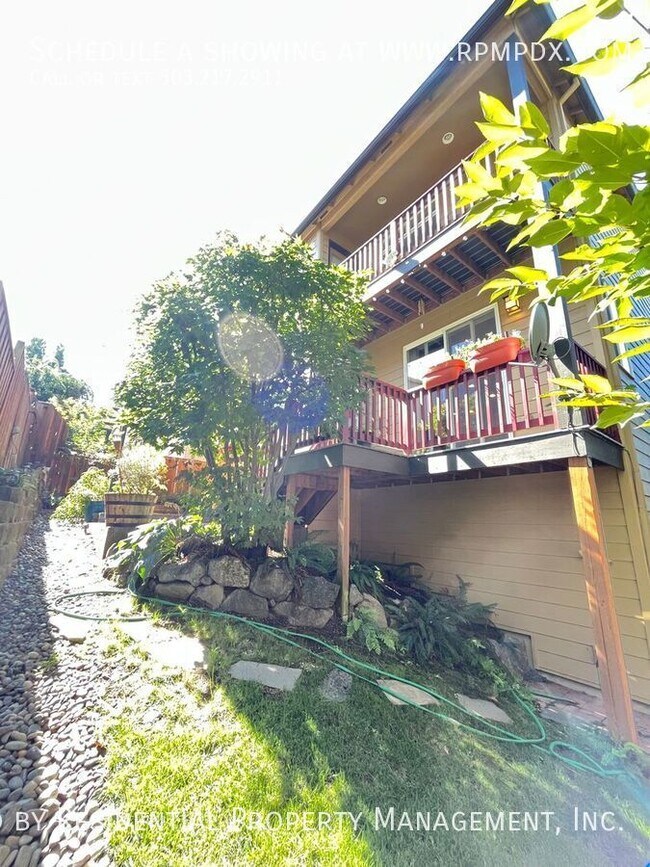 Building Photo - 4602 NW 126th Pl