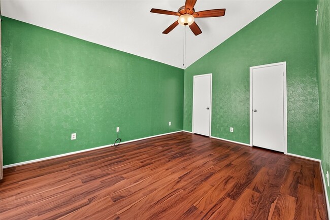 Building Photo - 6138 Gallant Forest Dr