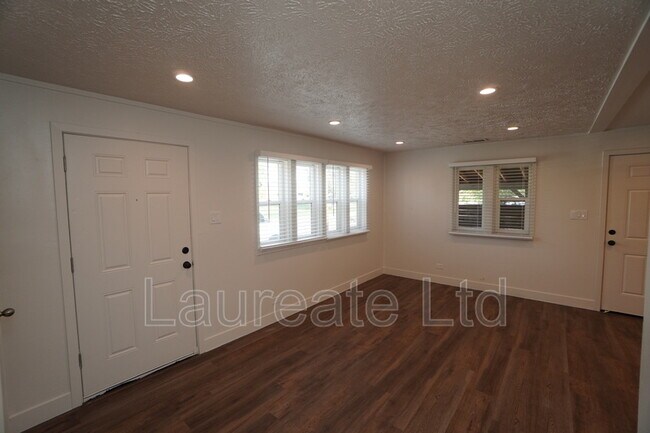 Building Photo - 4088 S Clay St