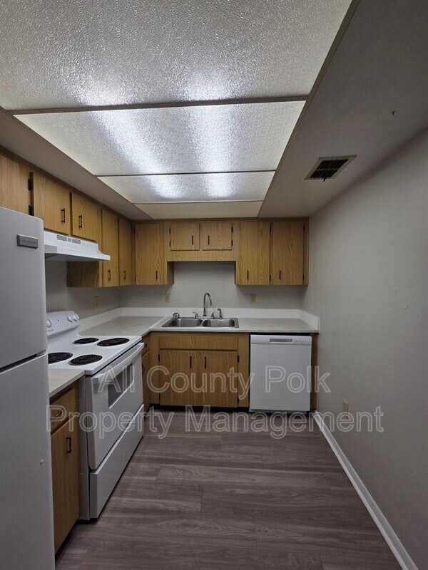 Building Photo - 1644 Crystal Park Cir