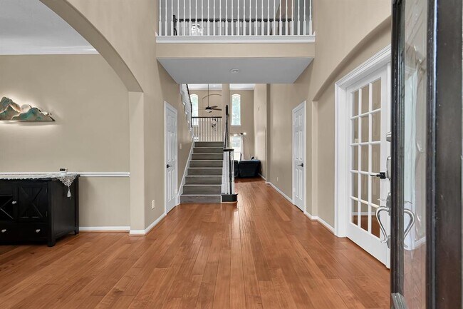Building Photo - 2511 N Yorkchase Ln