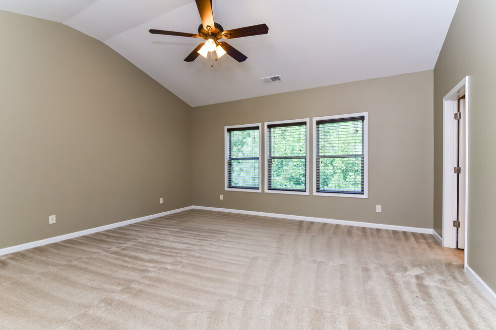 Building Photo - 1694 Maplecliff Way