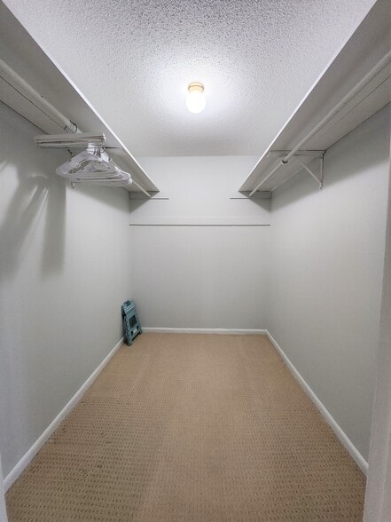 Walk-in closet of Master bedroom - 3917 Wendy Ln