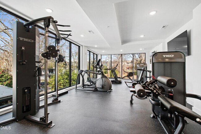 Building Photo - 29 Enterprise St