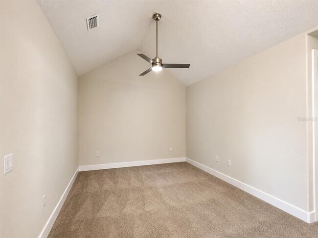 Building Photo - 1435 Brookdale Ct