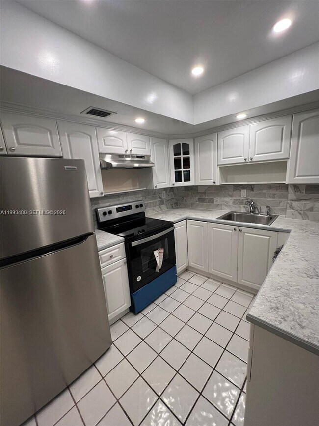 Building Photo - 2605 NW 47th Terrace