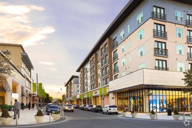 Building Photo - The Grand at Legacy West