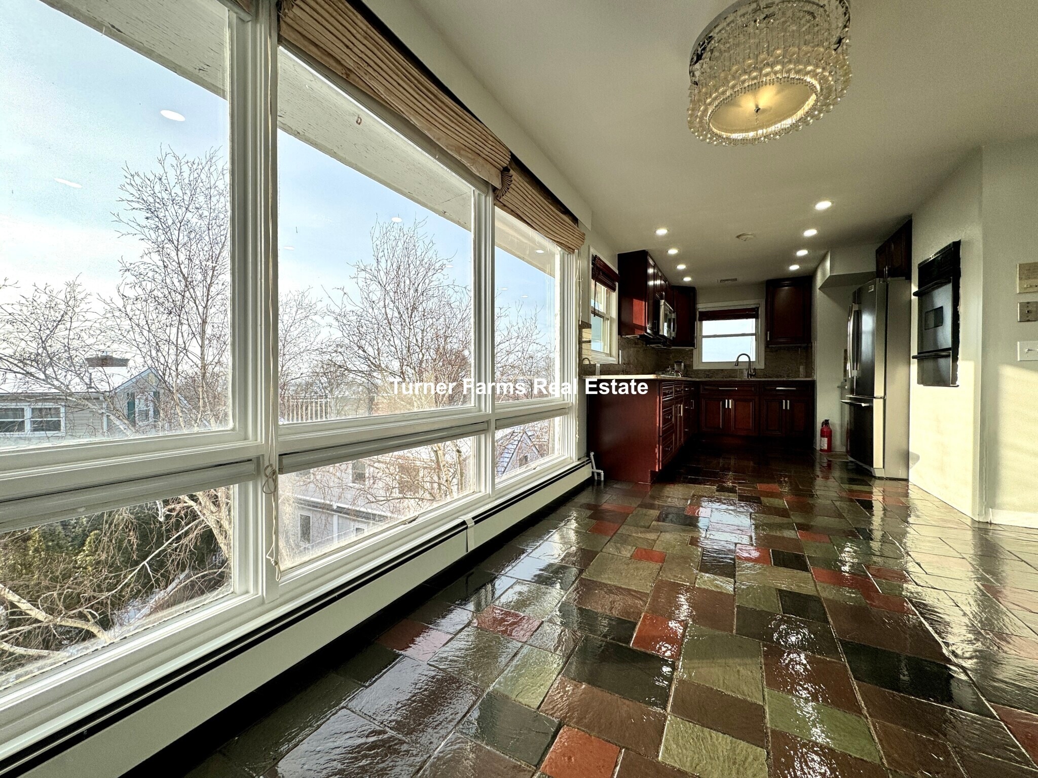 Building Photo - 62 Upland Rd