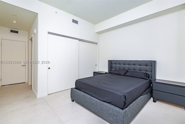 Building Photo - 1400 Biscayne Blvd