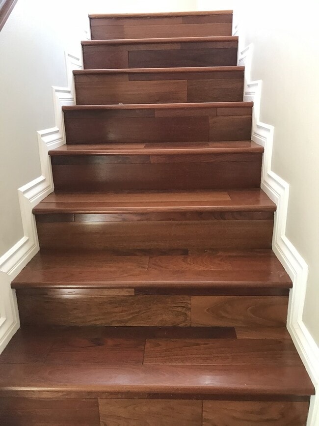 Building Photo - this will be gone this weekend! Rare change to rent a 2005 built 2 bedroom house HOUSE in Glassel...