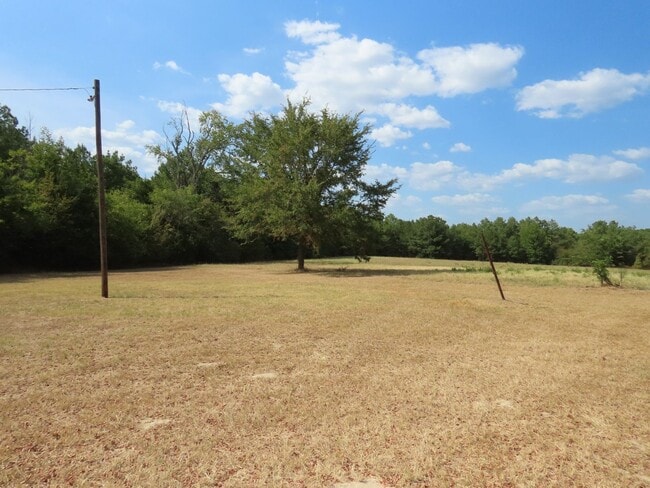 Building Photo - Country Living in Arp! 3 Bedroom, 1 Bath H...