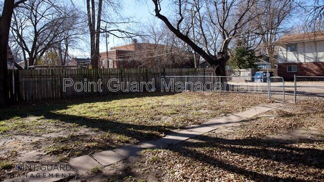 Building Photo - 135 S Minneapolis St