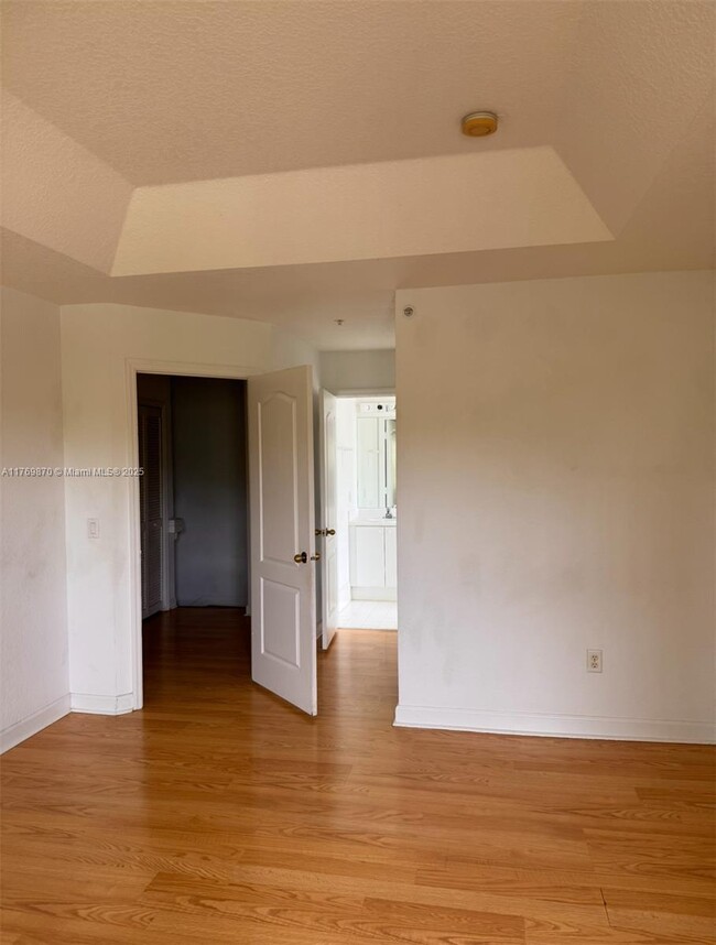 Building Photo - 4405 SW 160th Ave