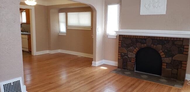 Building Photo - 19166 Centralia