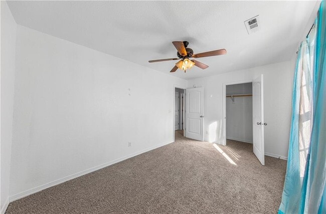 Building Photo - 656 Woodland St