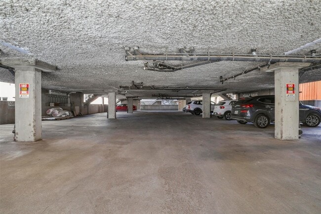 Building Photo - 4777 Cedar Springs Rd