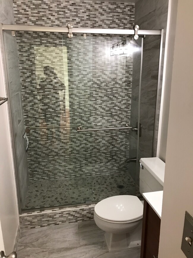 Building Photo - 5122 Likini St