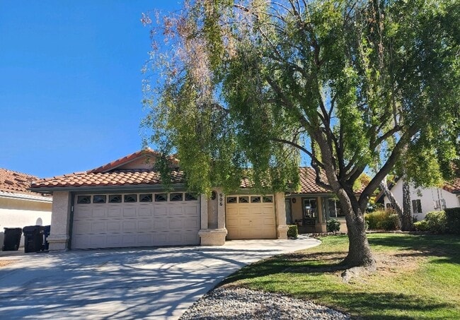 Primary Photo - 3 Bedroom 2 bath with 2.5 car garage.