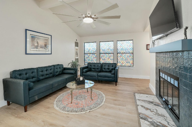 Building Photo - 12313 Limerick Ave