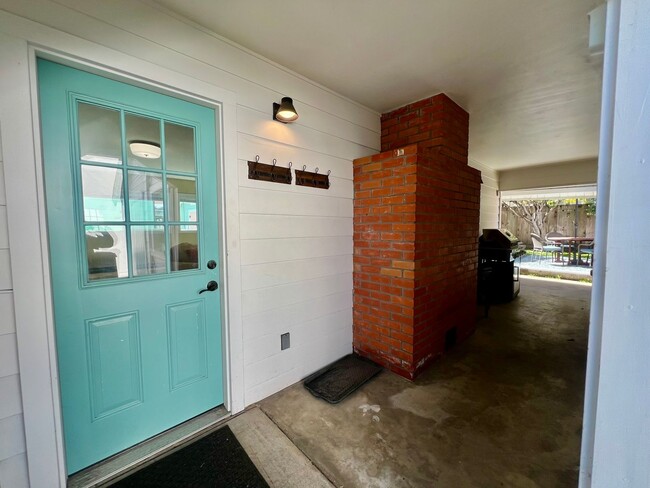 Building Photo - Charming Furnished Home in PG available May 01, 2026!