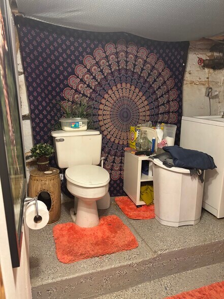 1/2 Bath [Basement} - 1412 Light St