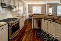 Building Photo - 10400 Orchid Hill Ln