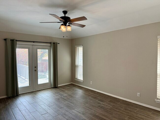 Building Photo - 13414 Rockhampton St