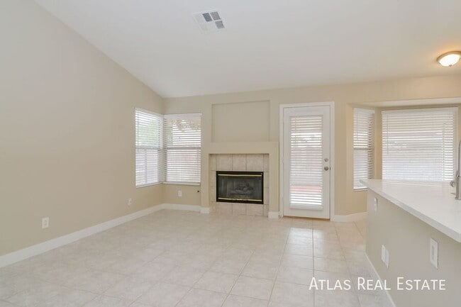 Building Photo - 6093 Bing Cherry Dr