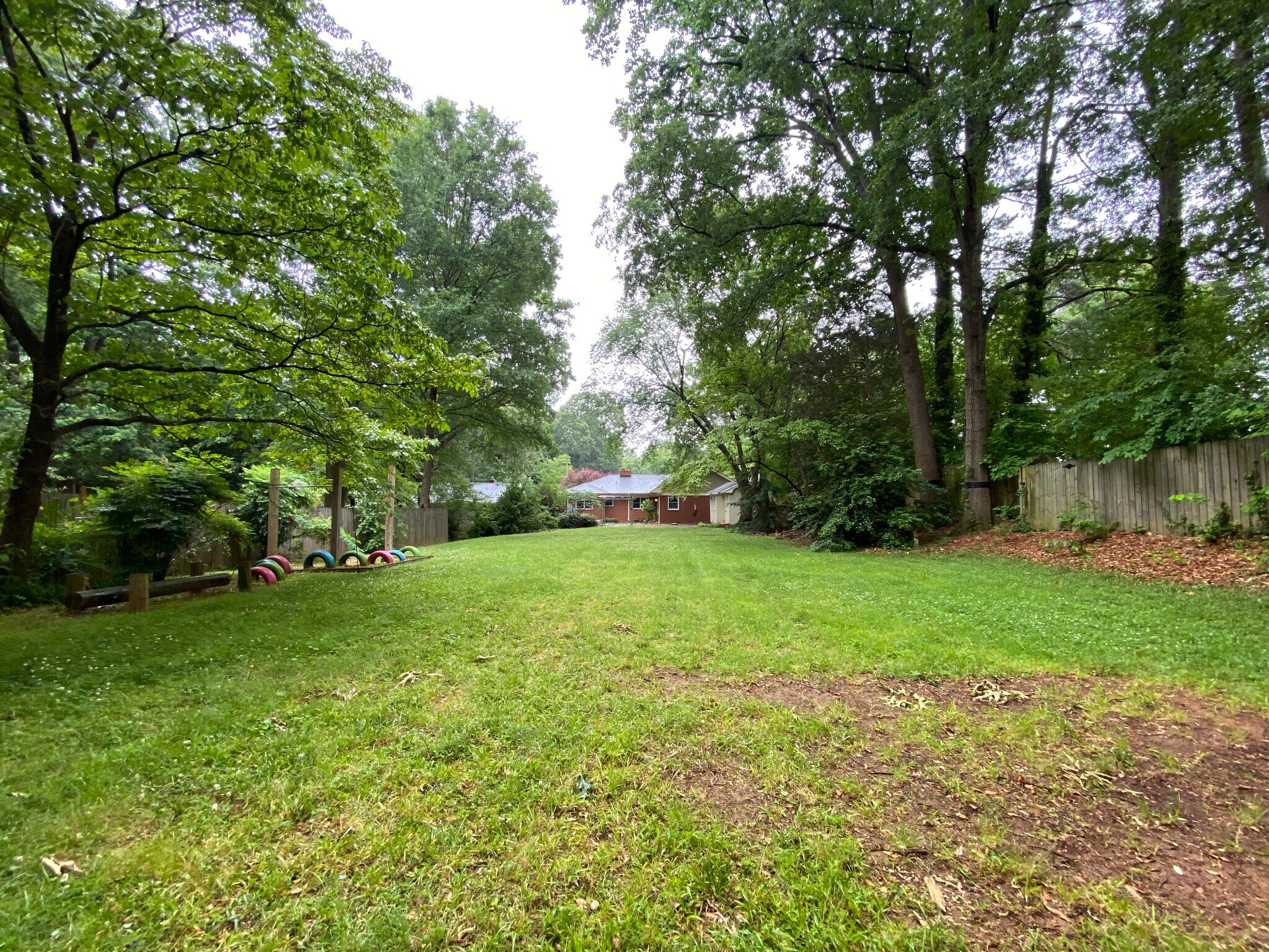 Building Photo - 627 mayview dr