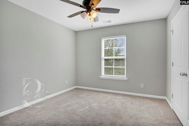 Building Photo - 112 Jersey Ln