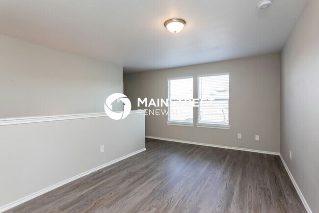 Building Photo - 4 Bedroom Pet-Friendly Home in San Antonio, TX with Main Street Renewal