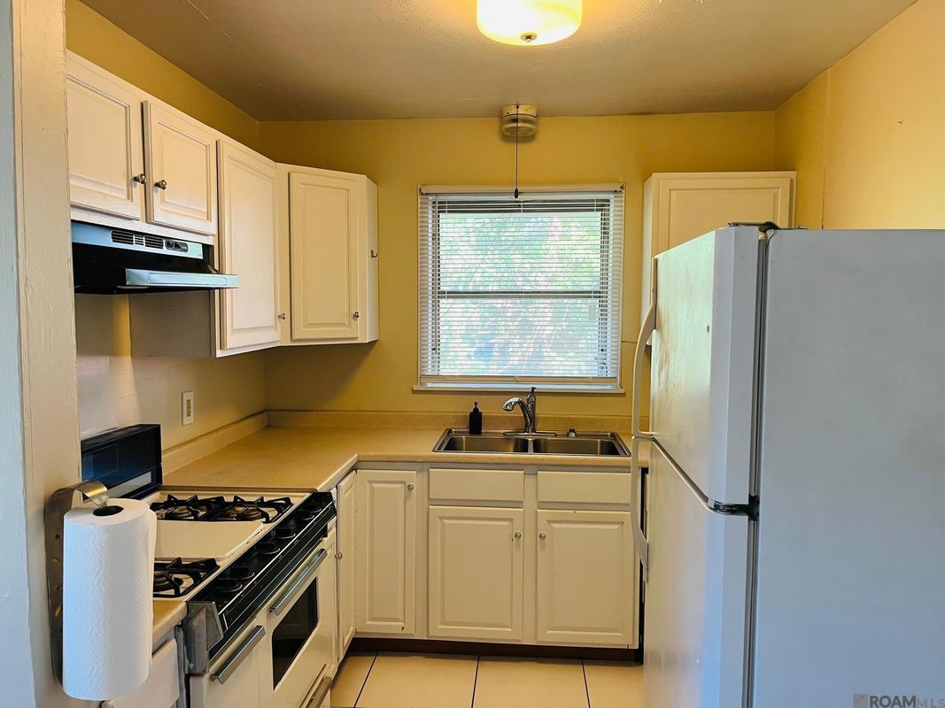 Building Photo - 308 Alexander Dr