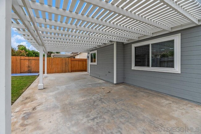 Building Photo - 14060 Pebble Brook Ln