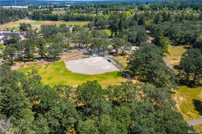 Building Photo - 2085 Bobs Hollow Ln