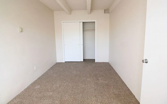 Building Photo - 7310 W 10th Ave